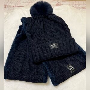 NWOT UGG Navy Blue Infinity Knit Beanie and Scarf Set